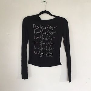 American Eagle Black “New York City” long Tee